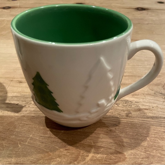 Starbucks Duo Holiday 2006 Embossed 16 oz matching mugs Christmas Cabincore - Picture 2 of 7